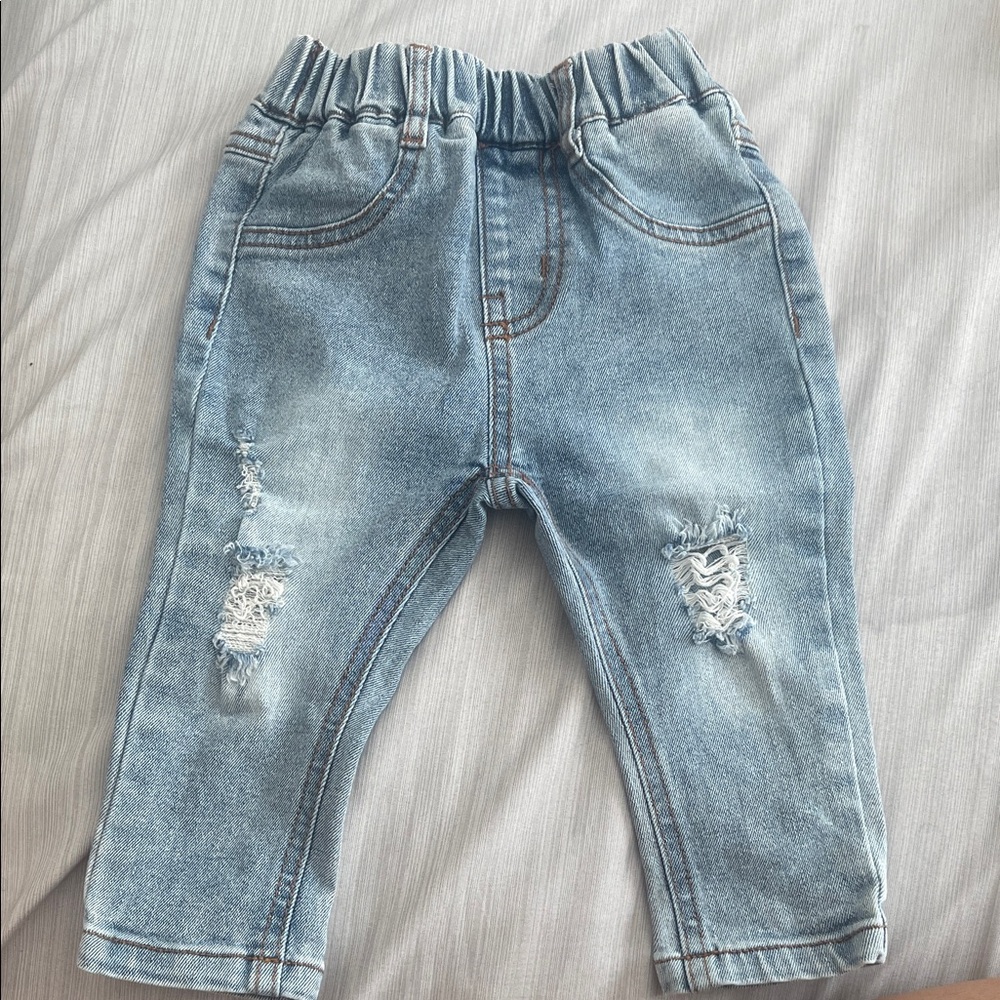 SHEIN Light Blue Distressed Kids Jeans